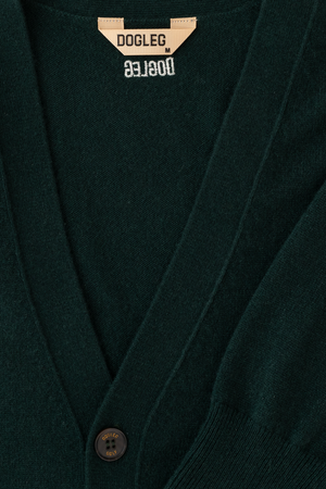Cardigan en cachemire Dogleg April Tradition — maille cachemire premium, golf Suisse