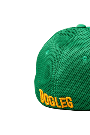 Casquette de golf Dogleg baseball verte, détail broderie — golf Suisse