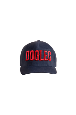 Casquette de golf Dogleg Performance bleue et rouge, vue de face — casquette sport, Suisse