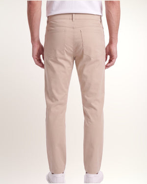 Pantalon Featherweight homme, beige, poches arrière en détail